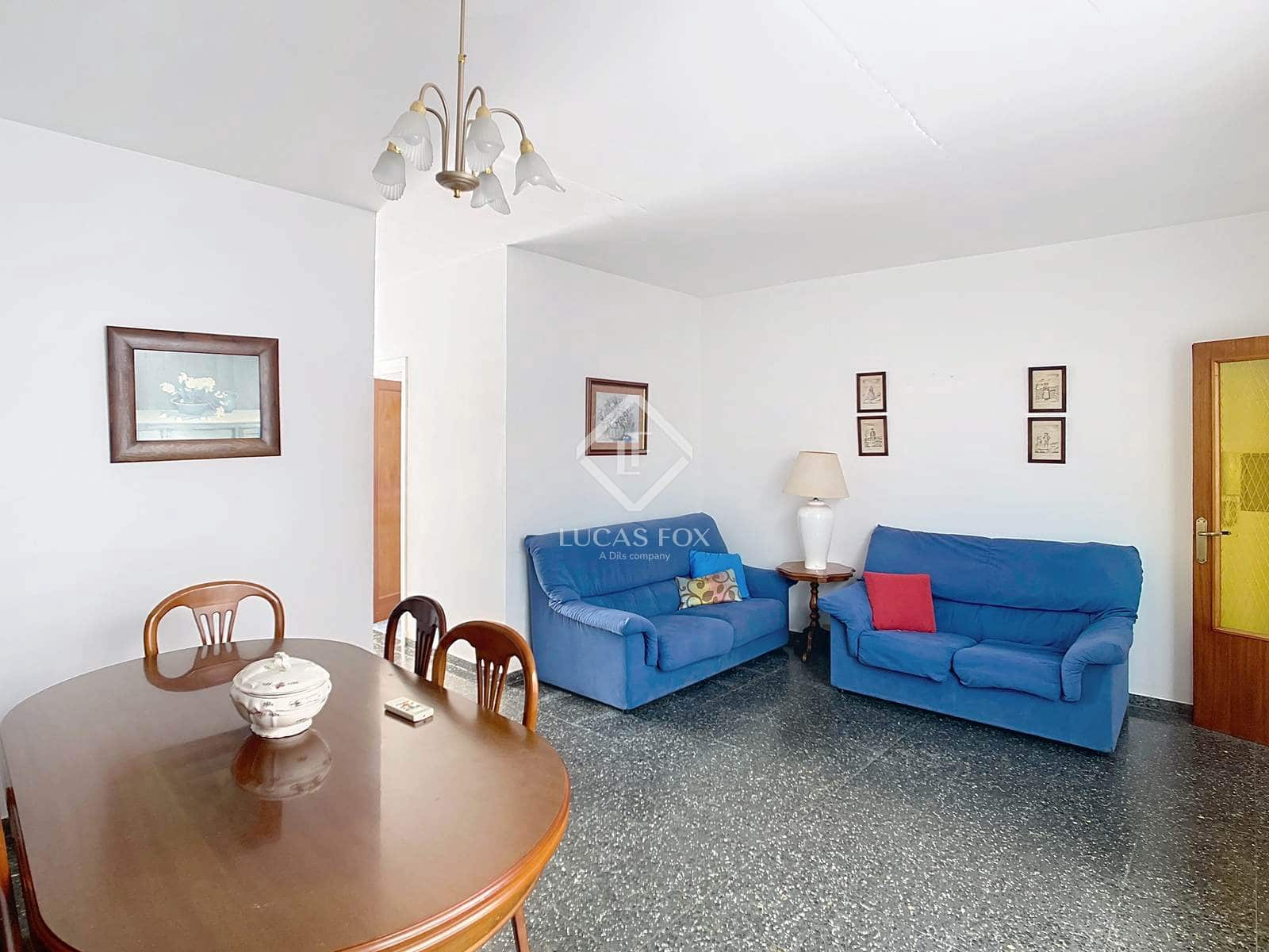 4 slaapkamer Villa te koop in Ciutadella de Menorca met garage - € 689.000 (Ref: 9125910)