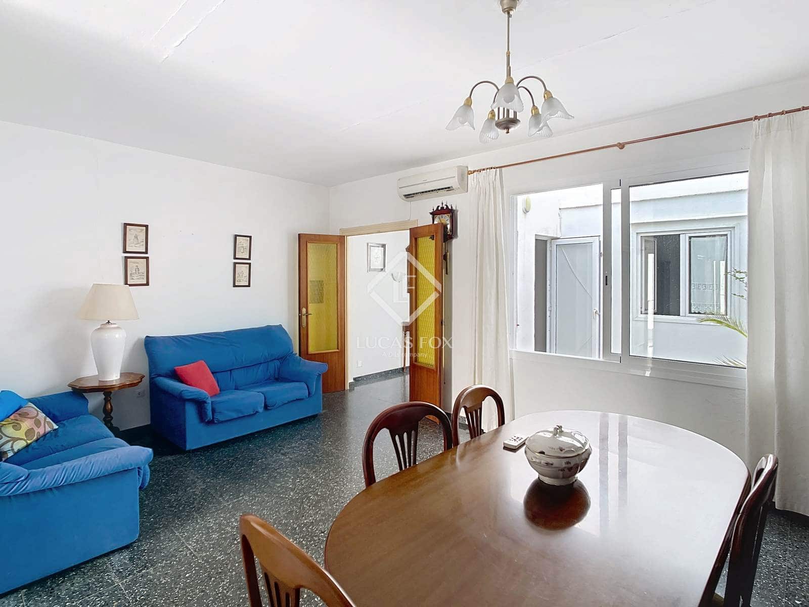 4 slaapkamer Villa te koop in Ciutadella de Menorca met garage - € 689.000 (Ref: 9125910)