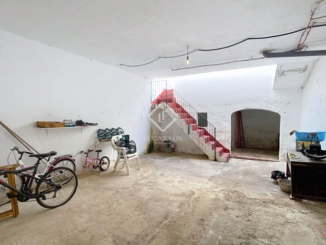 4 soveværelse Villa til salg i Ciutadella de Menorca med garage - € 689.000 (Ref: 9125910)