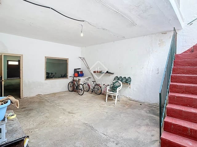 4 soveværelse Villa til salg i Ciutadella de Menorca med garage - € 689.000 (Ref: 9125910)