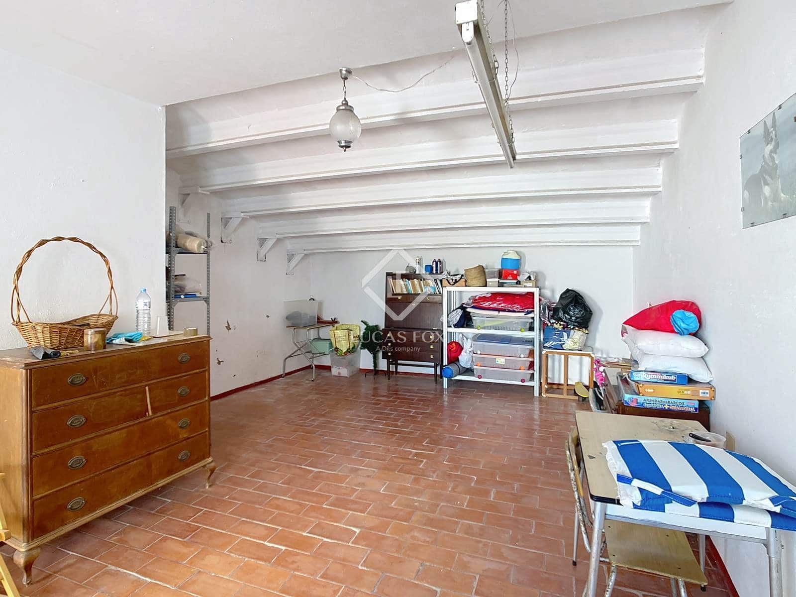 4 slaapkamer Villa te koop in Ciutadella de Menorca met garage - € 689.000 (Ref: 9125910)