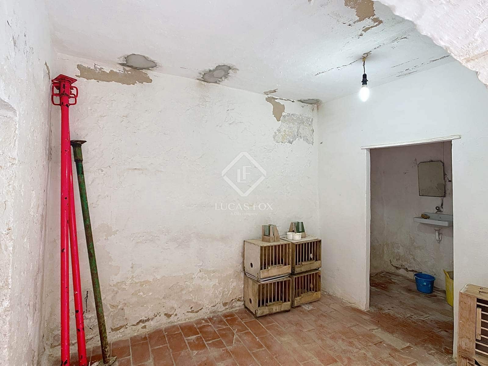 4 slaapkamer Villa te koop in Ciutadella de Menorca met garage - € 689.000 (Ref: 9125910)