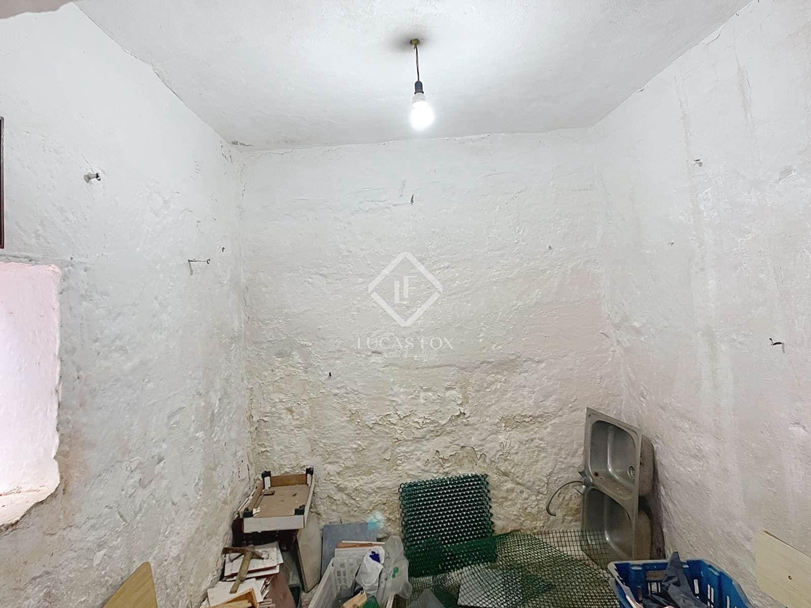 4 slaapkamer Villa te koop in Ciutadella de Menorca met garage - € 689.000 (Ref: 9125910)