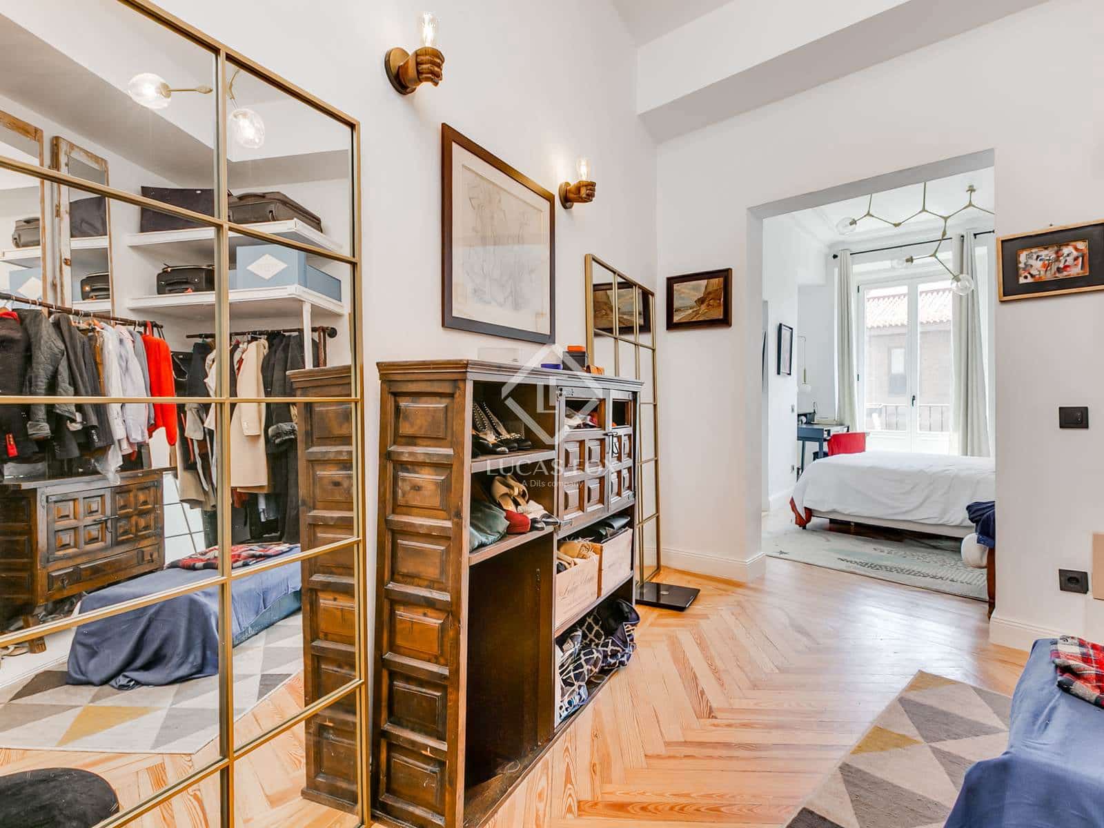 3 soveværelse Lejlighed til salg i Madrid by - € 2.040.000 (Ref: 9126096)