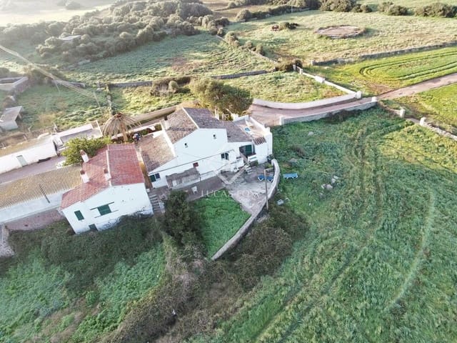 4 slaapkamer Finca/Landhuis te koop in Mahón / Maó met garage - € 1.900.000 (Ref: 9126193)