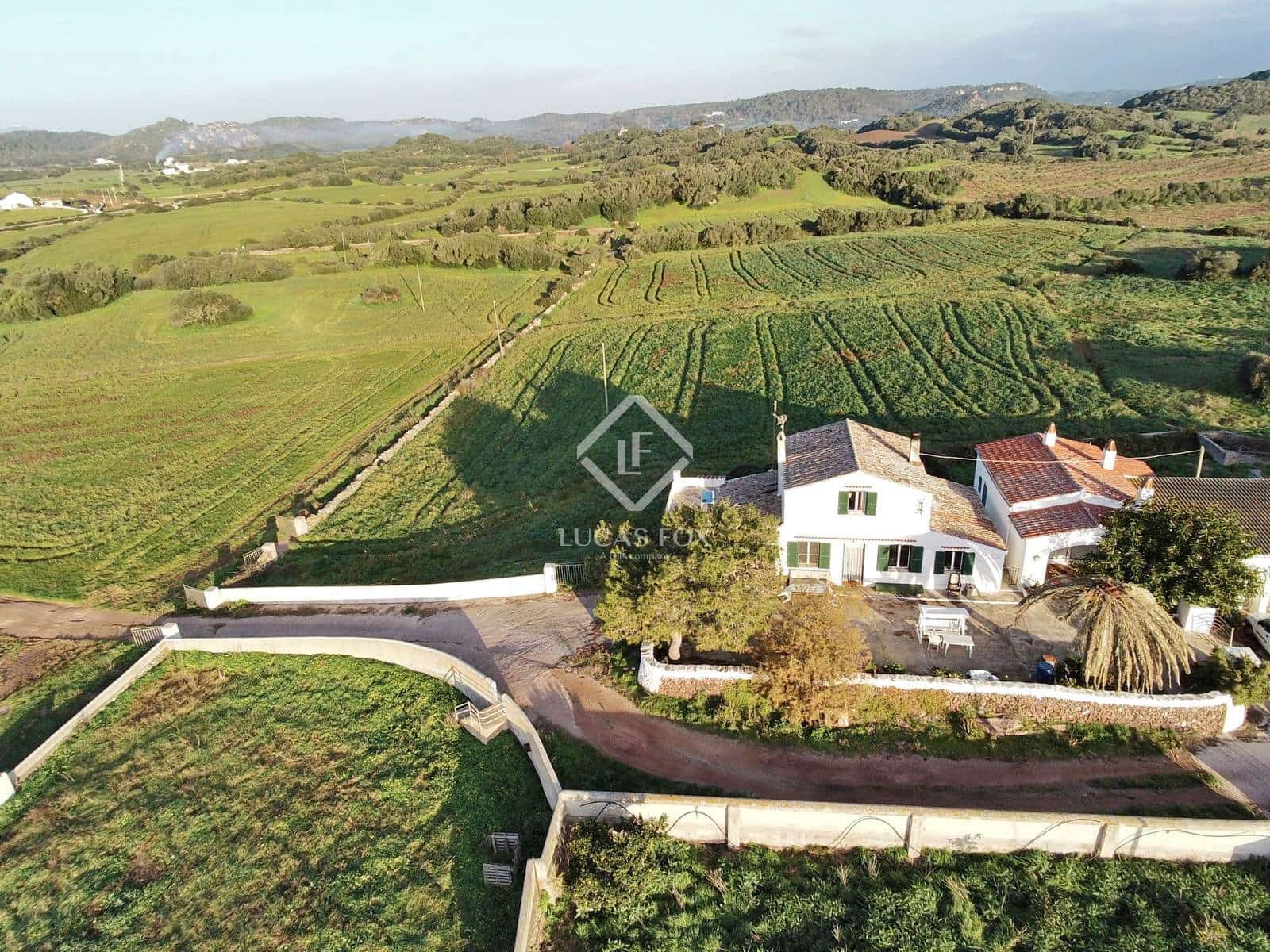 4 sypialnia Finka/Dom wiejski na sprzedaż w Mahon / Mao z garażem - 1 900 000 € (Ref: 9126193)