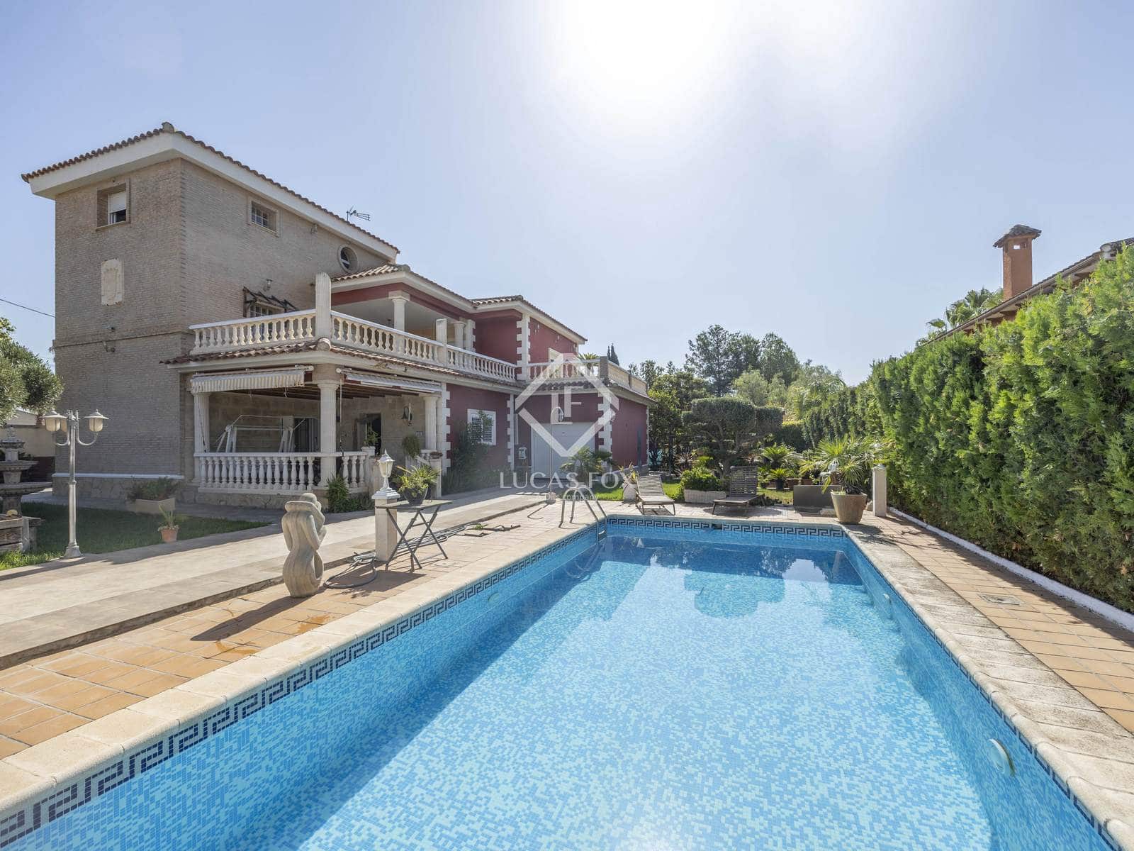 7 soveværelse Villa til salg i La Pobla de Vallbona med swimmingpool garage - € 795.000 (Ref: 9126194)