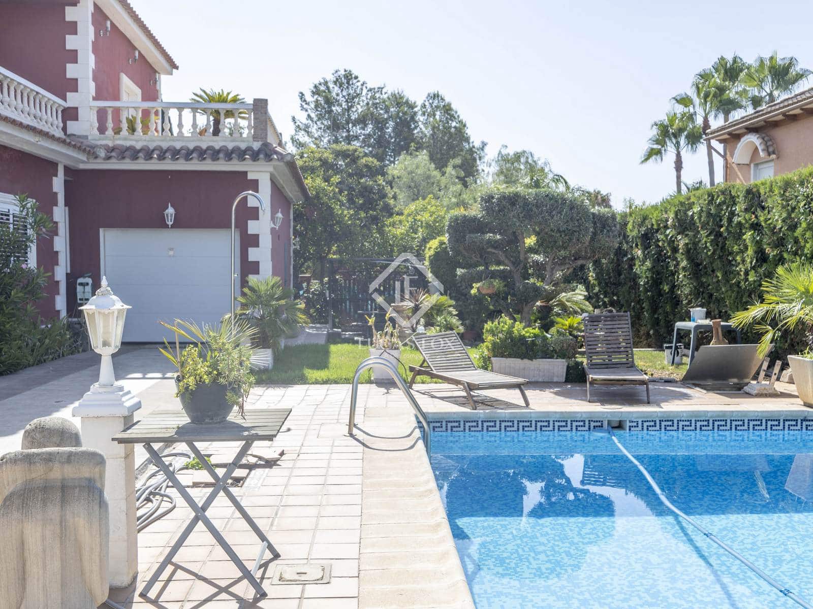 7 soveværelse Villa til salg i La Pobla de Vallbona med swimmingpool garage - € 795.000 (Ref: 9126194)