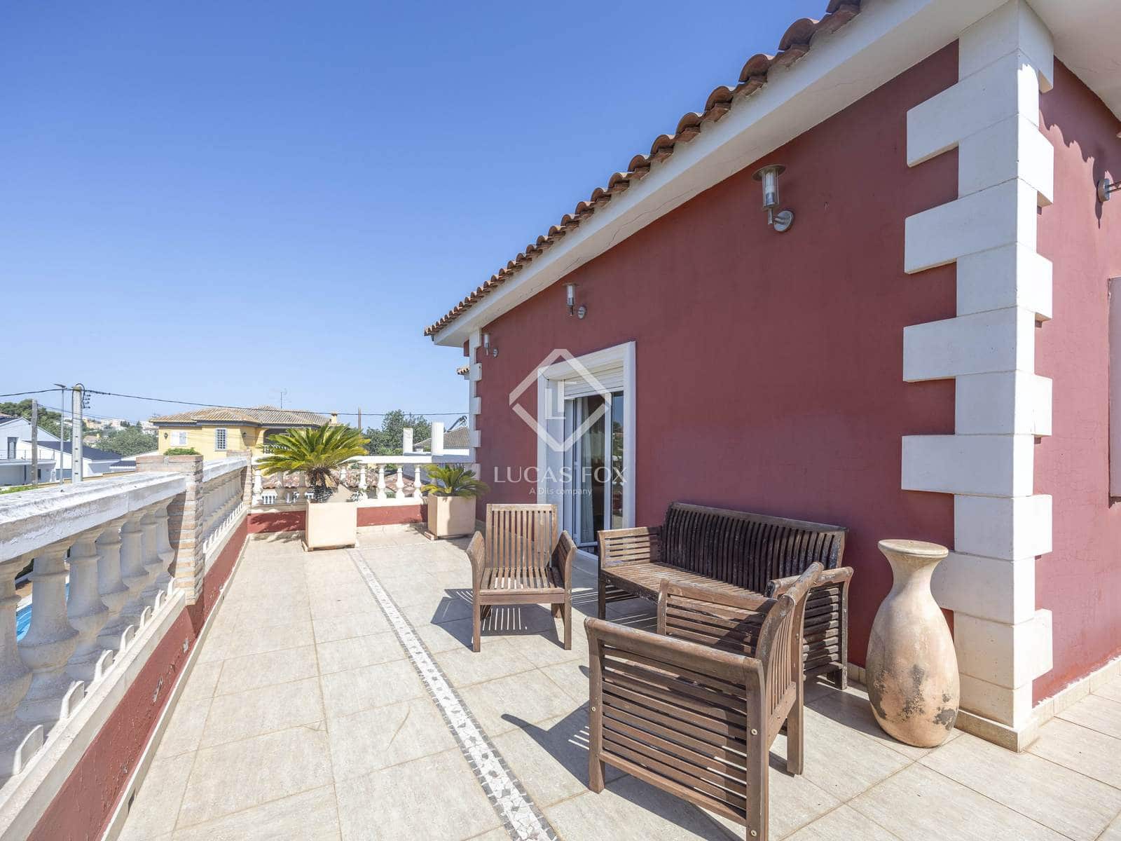 7 soveværelse Villa til salg i La Pobla de Vallbona med swimmingpool garage - € 795.000 (Ref: 9126194)