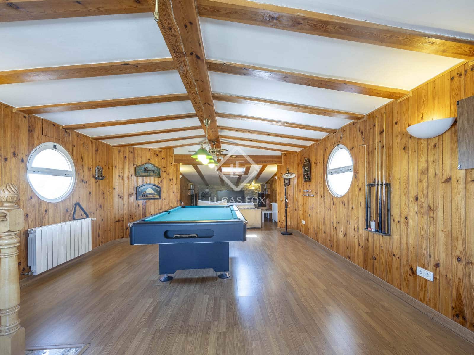 7 soveværelse Villa til salg i La Pobla de Vallbona med swimmingpool garage - € 795.000 (Ref: 9126194)