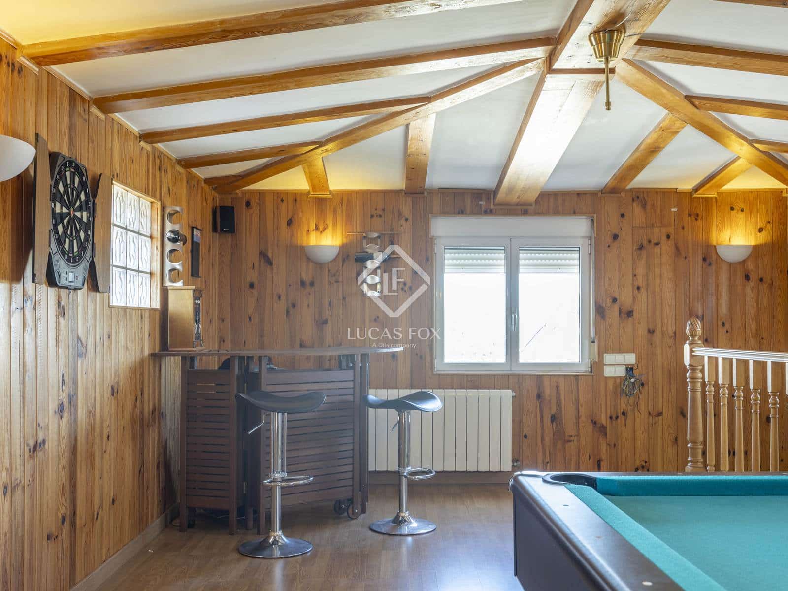 7 soveværelse Villa til salg i La Pobla de Vallbona med swimmingpool garage - € 795.000 (Ref: 9126194)