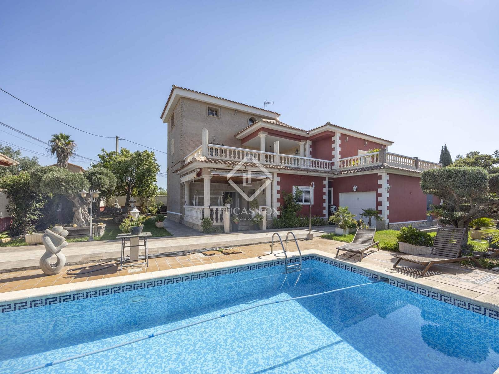 7 soveværelse Villa til salg i La Pobla de Vallbona med swimmingpool garage - € 795.000 (Ref: 9126194)