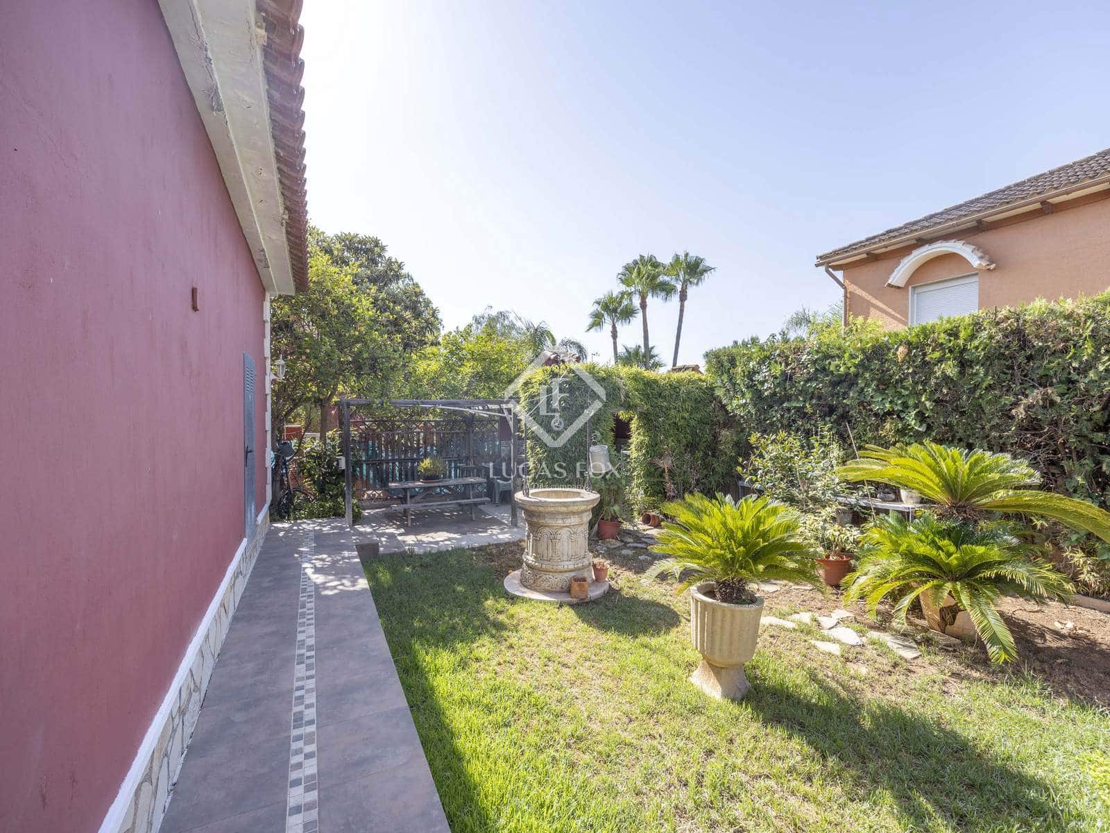 7 soveværelse Villa til salg i La Pobla de Vallbona med swimmingpool garage - € 795.000 (Ref: 9126194)