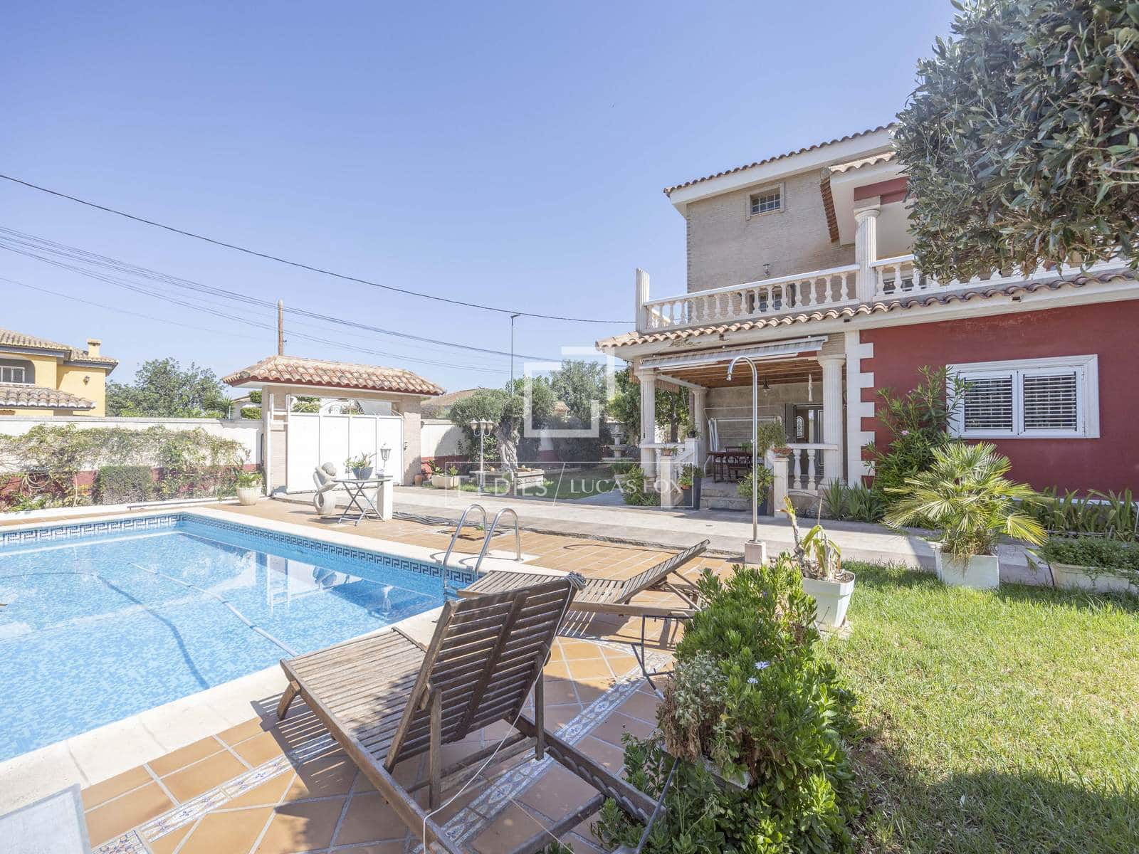 7 soveværelse Villa til salg i La Pobla de Vallbona med swimmingpool garage - € 795.000 (Ref: 9126194)