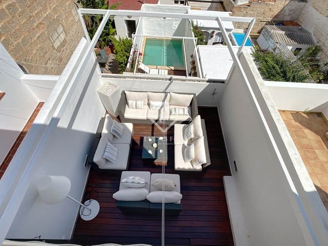4 soverom Villa til salgs i Ciutadella de Menorca med svømmebasseng - € 1 200 000 (Ref: 9126306)
