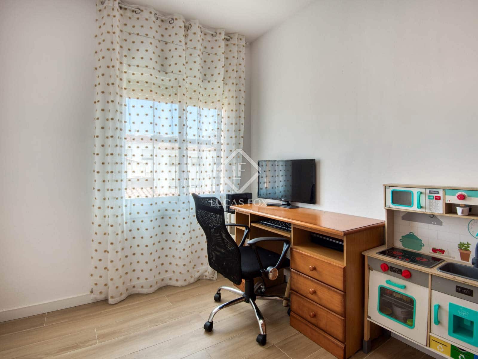 3 slaapkamer Appartement te koop in Sant Feliu de Guixols - € 181.000 (Ref: 9126307)