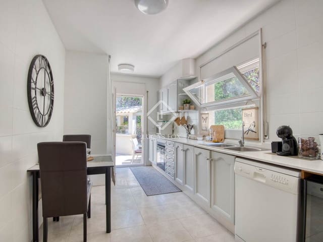 3 makuuhuone Huvila myytävänä paikassa Calonge i Sant Antoni mukana uima-altaan - 670 000 € (Ref: 9126308)