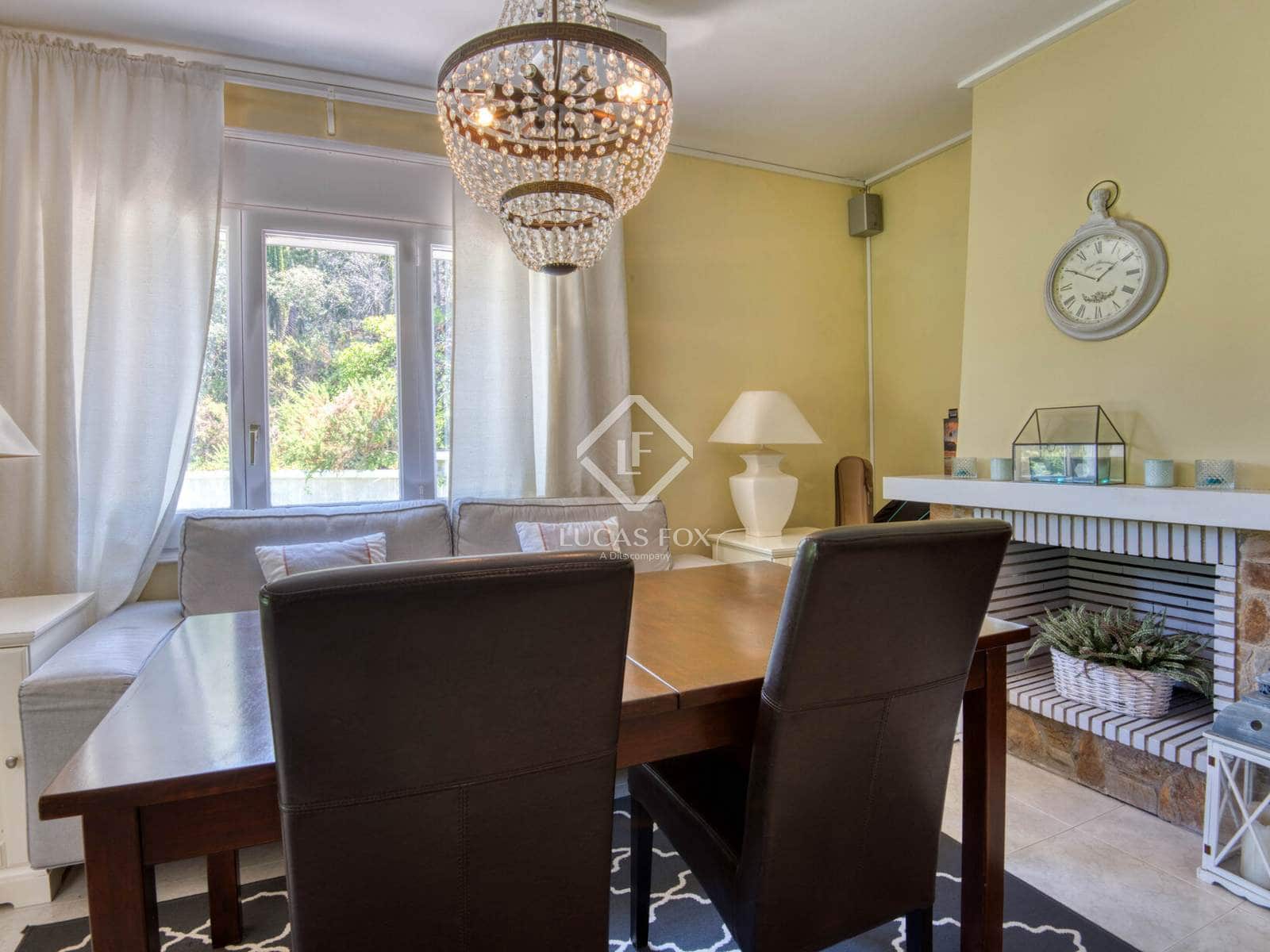 3 makuuhuone Huvila myytävänä paikassa Calonge i Sant Antoni mukana uima-altaan - 670 000 € (Ref: 9126308)