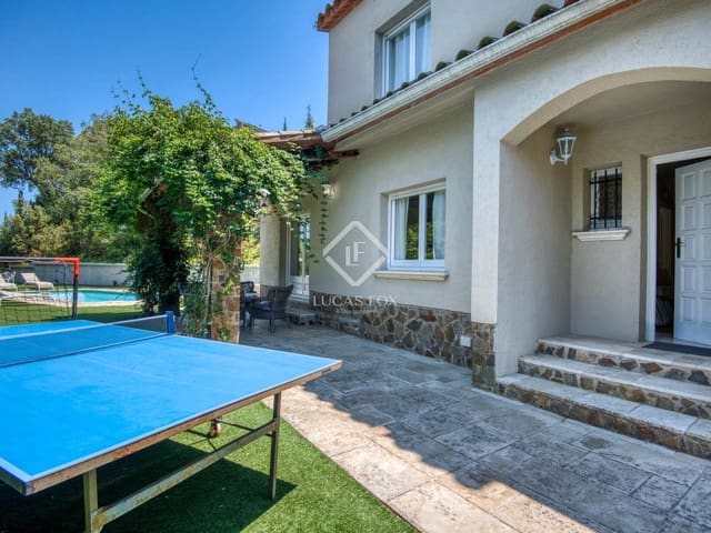 3 makuuhuone Huvila myytävänä paikassa Calonge i Sant Antoni mukana uima-altaan - 670 000 € (Ref: 9126308)