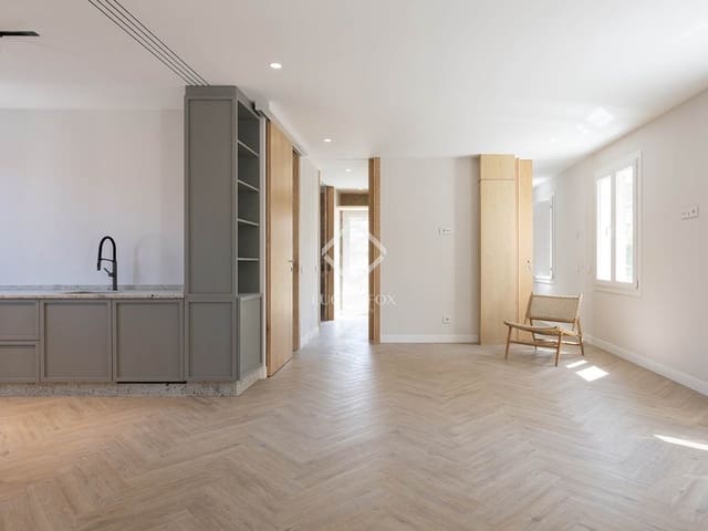 3 soveværelse Lejlighed til salg i Pontevedra by - € 550.000 (Ref: 9126940)