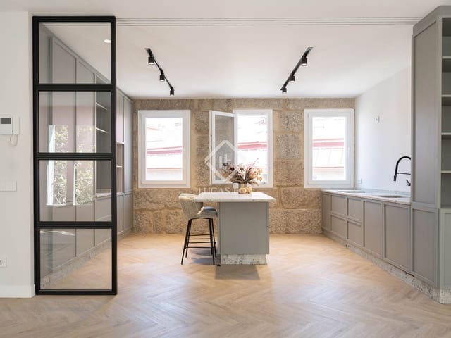 3 soveværelse Lejlighed til salg i Pontevedra by - € 550.000 (Ref: 9126940)
