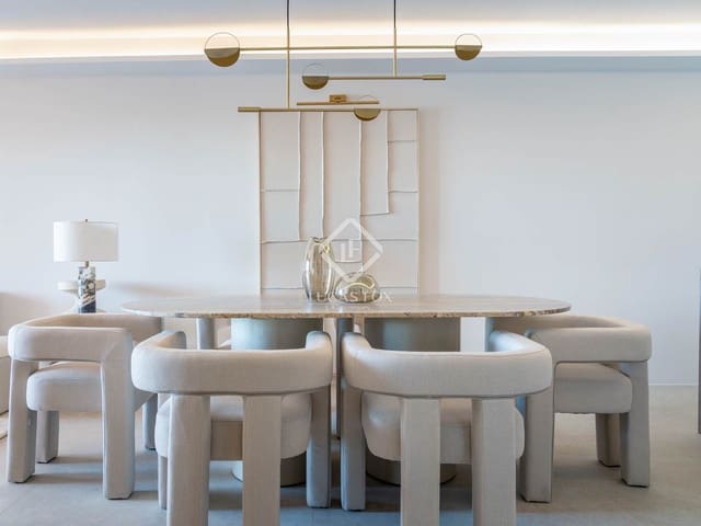 2 Zimmer Apartment zu verkaufen in Marbella mit Pool Garage - 1.120.000 € (Ref: 9127001)