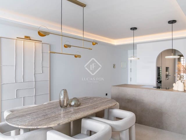 2 Zimmer Apartment zu verkaufen in Marbella mit Pool Garage - 1.120.000 € (Ref: 9127001)