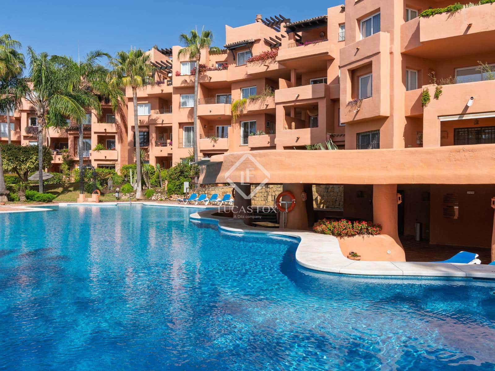 2 Zimmer Apartment zu verkaufen in Marbella mit Pool Garage - 1.120.000 € (Ref: 9127001)