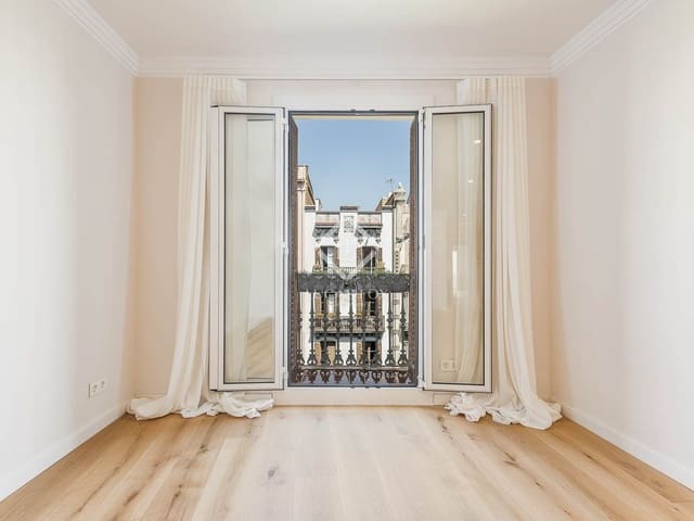 2 quarto Apartamento para venda em Barcelona cidade - 775 000 € (Ref: 9127215)