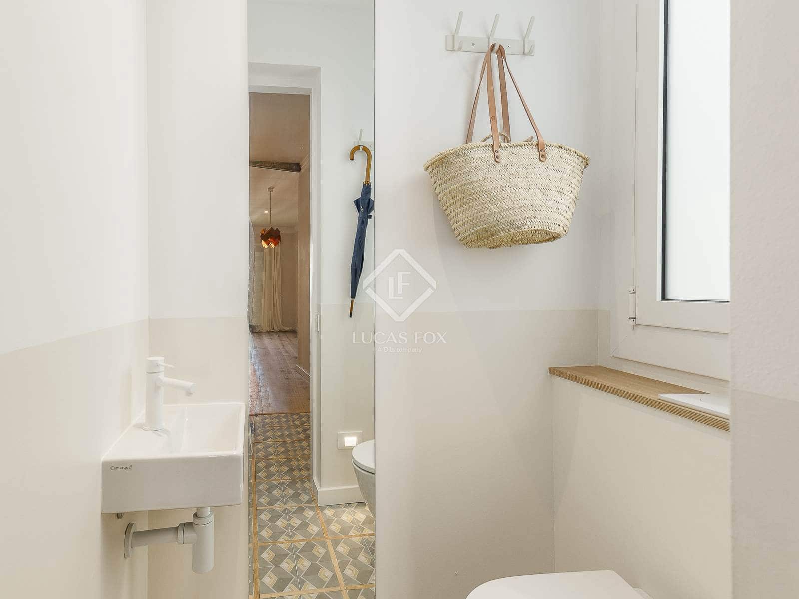 2 soveværelse Lejlighed til salg i Barcelona by - € 775.000 (Ref: 9127215)