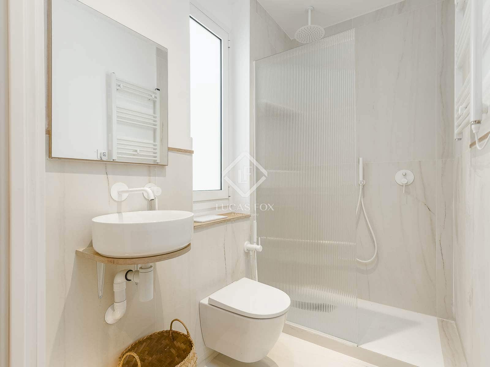 2 soveværelse Lejlighed til salg i Barcelona by - € 775.000 (Ref: 9127215)