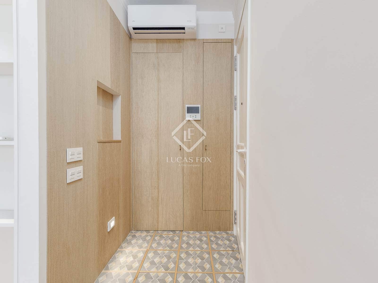 2 soveværelse Lejlighed til salg i Barcelona by - € 775.000 (Ref: 9127215)