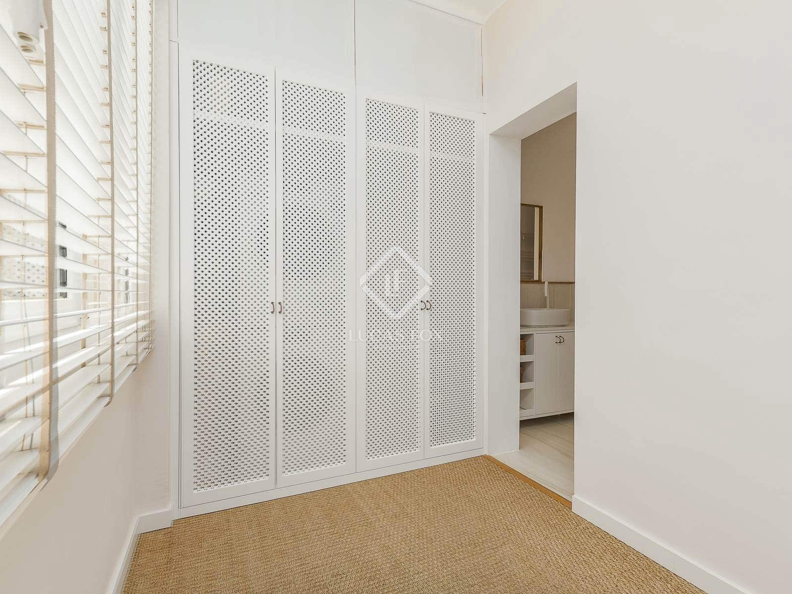 2 soveværelse Lejlighed til salg i Barcelona by - € 775.000 (Ref: 9127215)