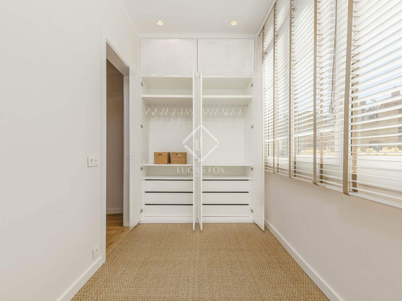 2 soveværelse Lejlighed til salg i Barcelona by - € 775.000 (Ref: 9127215)