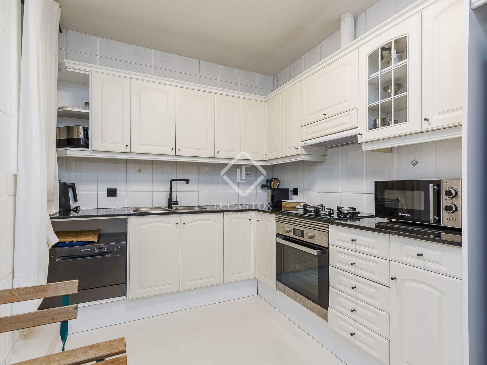 2 soveværelse Lejlighed til salg i Barcelona by - € 550.000 (Ref: 9127216)