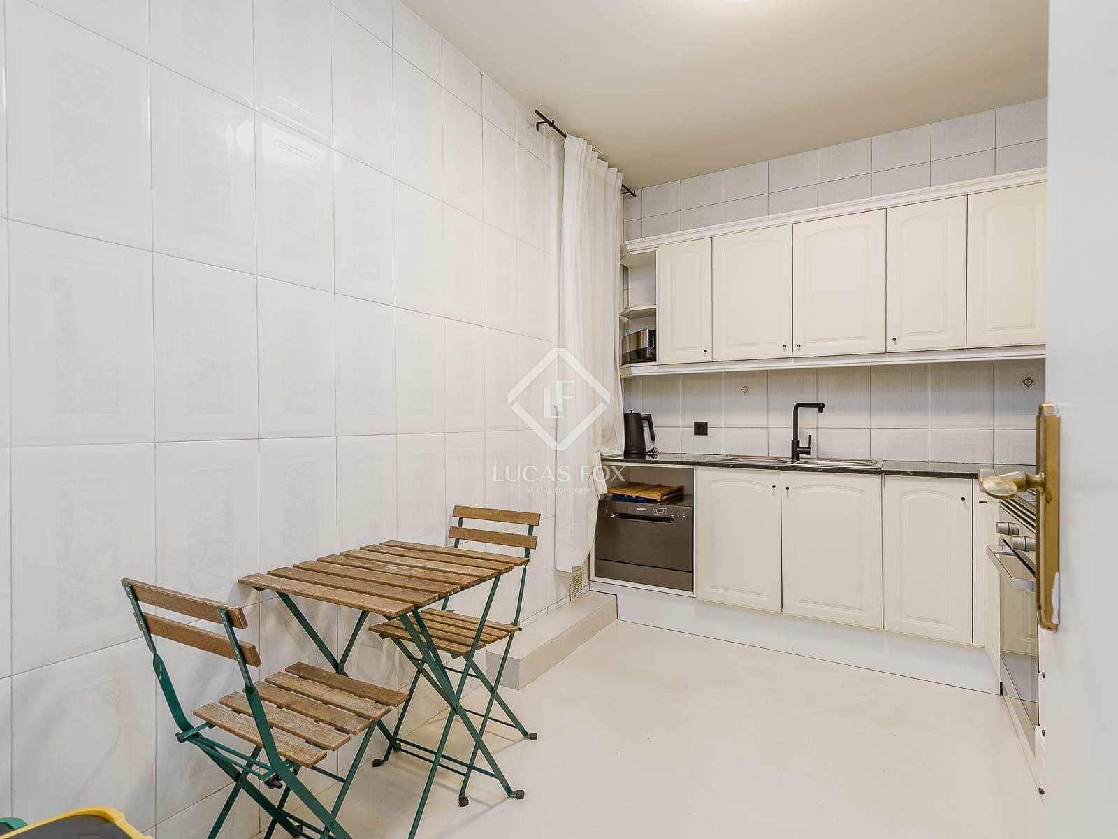 2 soveværelse Lejlighed til salg i Barcelona by - € 550.000 (Ref: 9127216)