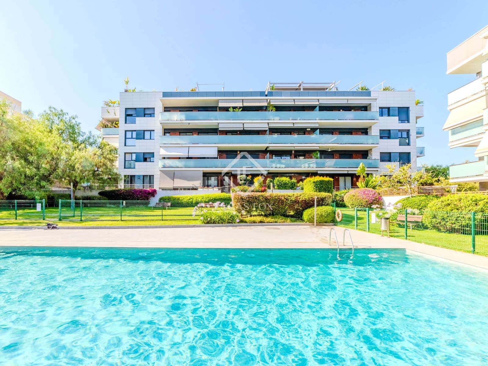 3 bedroom Apartment for sale in Sitges with pool garage - € 840,000 (Ref: 9127387)