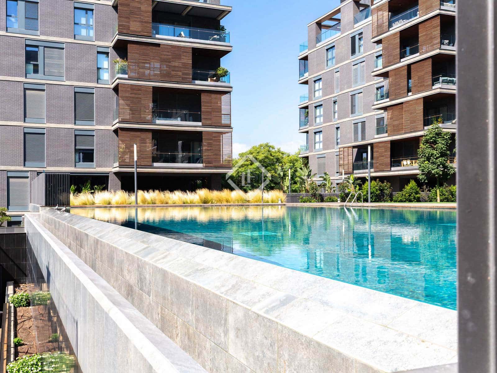 1 soveværelse Lejlighed til salg i Esplugues de Llobregat med swimmingpool garage - € 614.000 (Ref: 9127783)