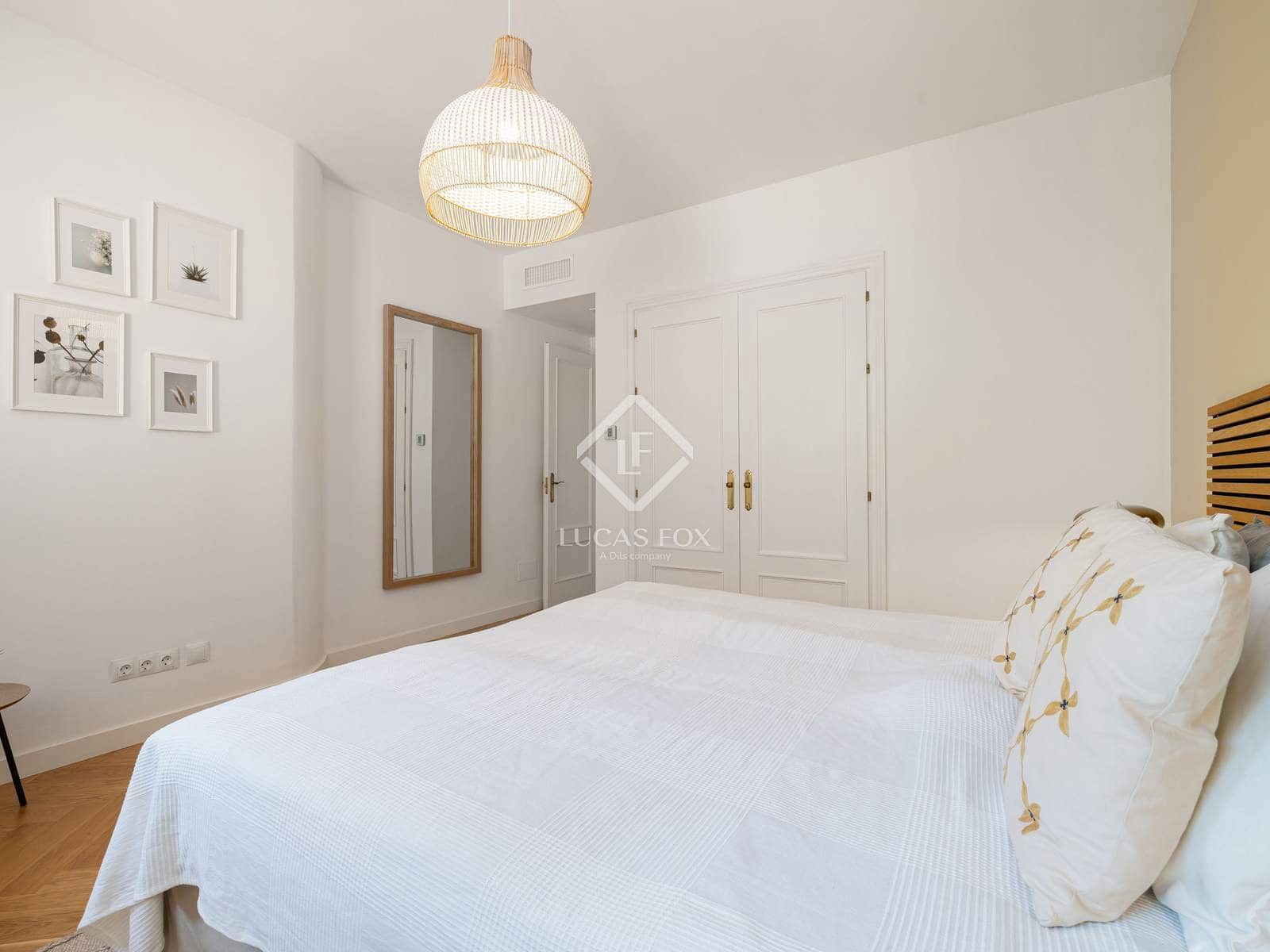 3 sypialnia Penthouse na sprzedaż w Nueva Andalucia z basenem garażem - 1 145 000 € (Ref: 9129016)