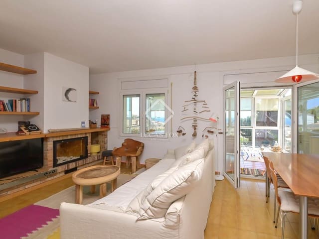 3 chambre Villa/Maison à vendre à Sant Feliu de Guíxols avec piscine garage - 975 000 € (Ref: 9131021)