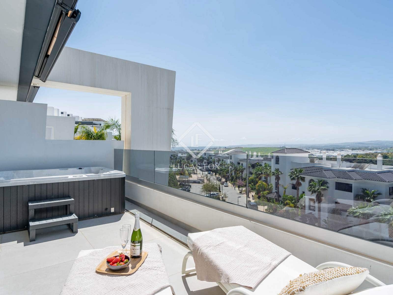 2 Zimmer Apartment zu verkaufen in Estepona mit Pool Garage - 650.000 € (Ref: 9131153)