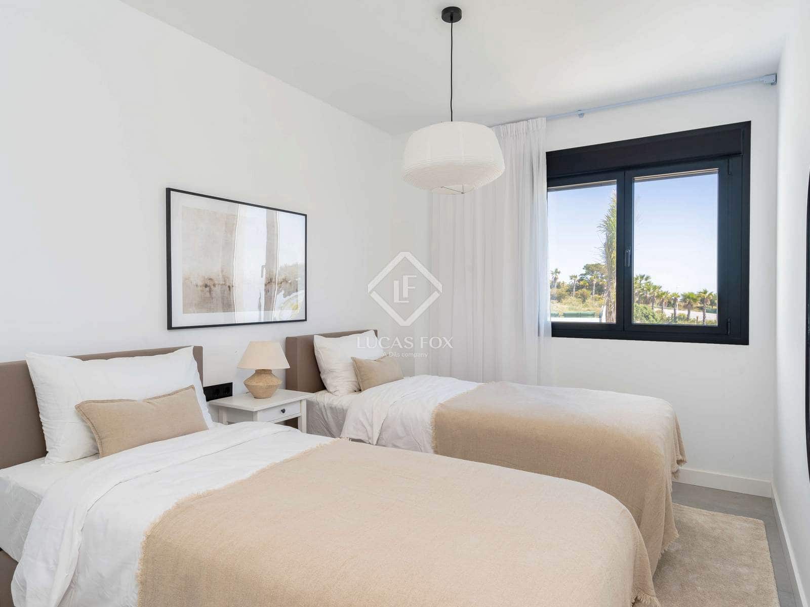 2 Zimmer Apartment zu verkaufen in Estepona mit Pool Garage - 650.000 € (Ref: 9131153)