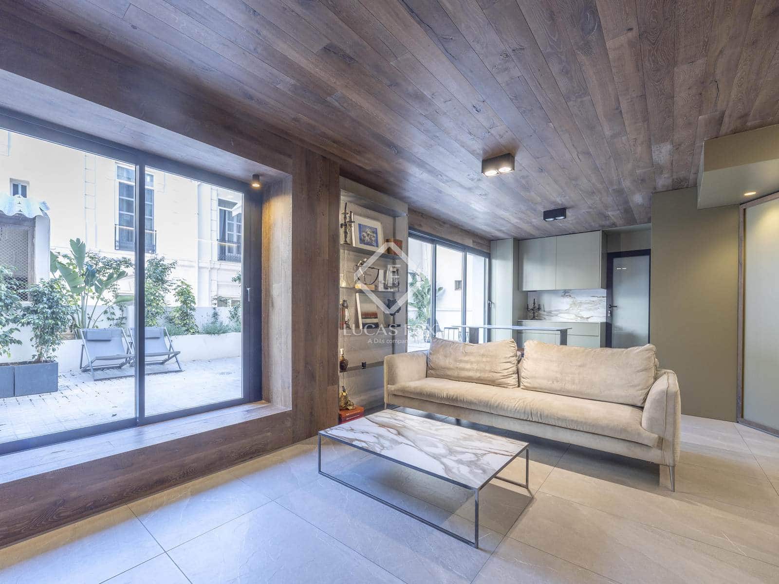 1 soveværelse Kontor til leje i Valencia by - € 2.000 (Ref: 9131154)