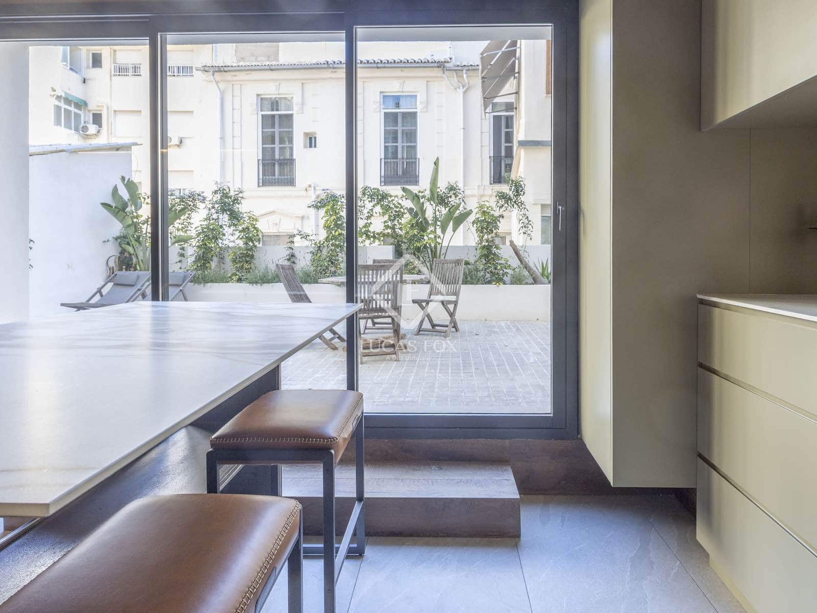 1 soveværelse Kontor til leje i Valencia by - € 2.000 (Ref: 9131154)