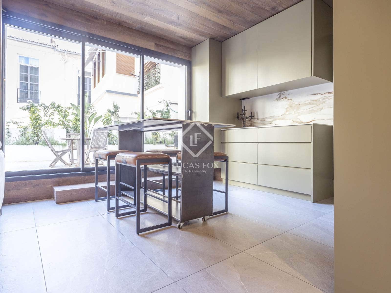 1 soveværelse Kontor til leje i Valencia by - € 2.000 (Ref: 9131154)