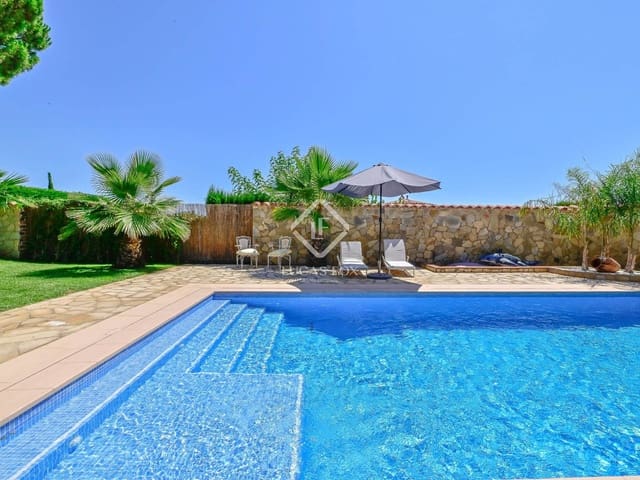 Chalet de 4 habitaciones en Calonge i Sant Antoni en venta con piscina garaje - 990.000 € (Ref: 9131700)