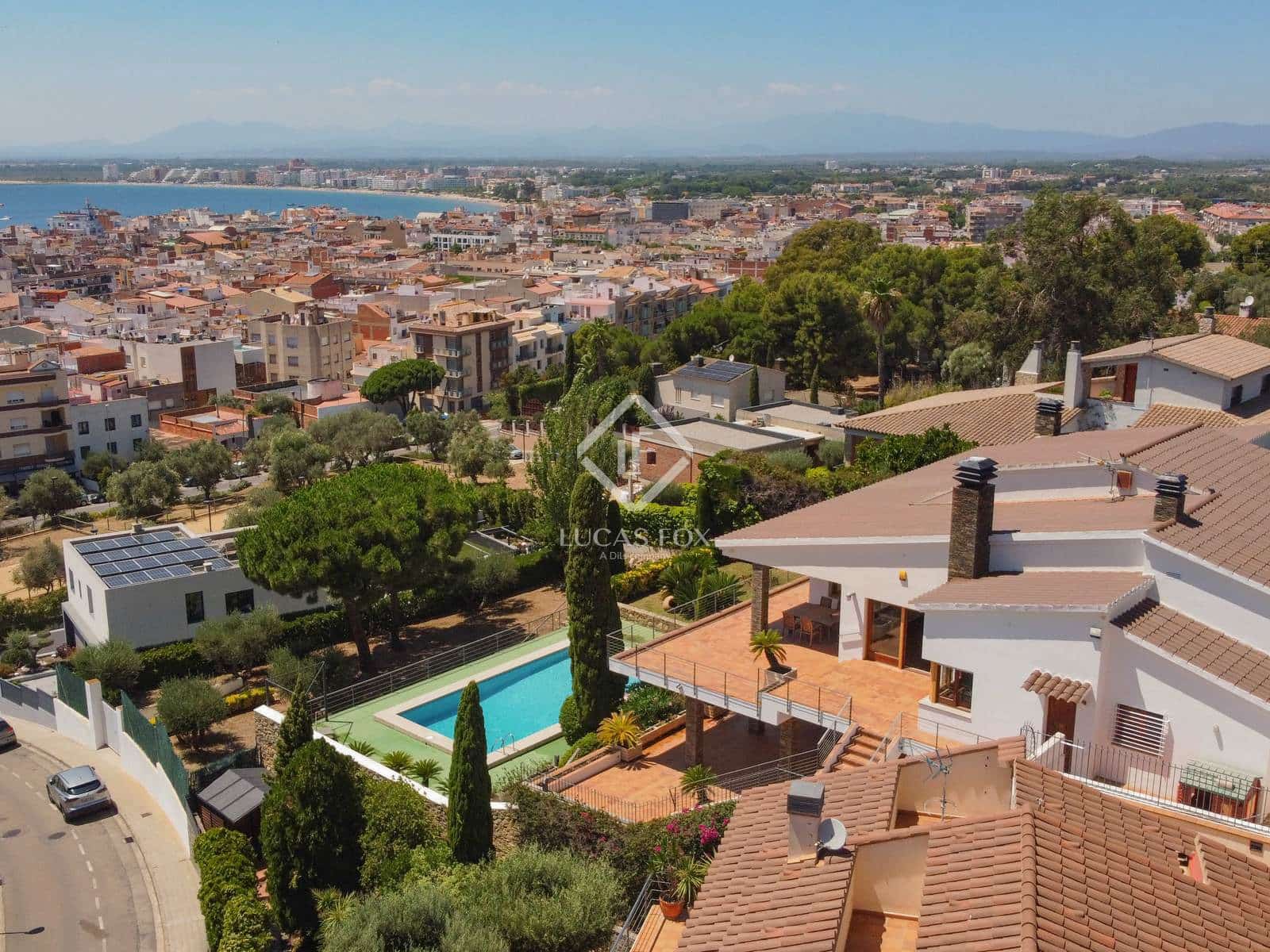 6 soverom Villa til salgs i Roses med svømmebasseng garasje - € 2 500 000 (Ref: 9133095)