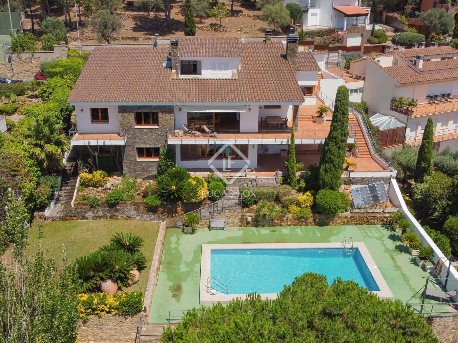 6 soverom Villa til salgs i Roses med svømmebasseng garasje - € 2 500 000 (Ref: 9133095)