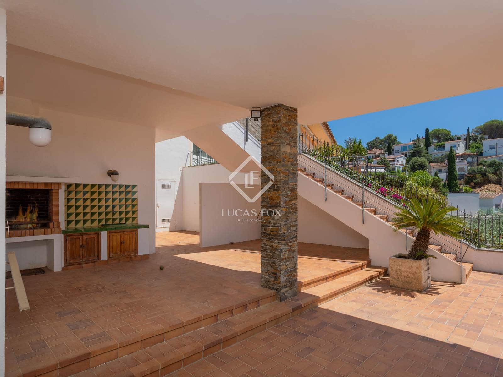 6 soverom Villa til salgs i Roses med svømmebasseng garasje - € 2 500 000 (Ref: 9133095)