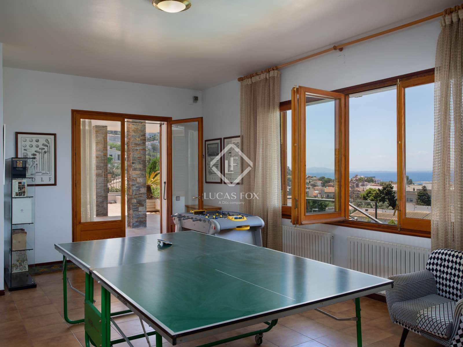 6 soverom Villa til salgs i Roses med svømmebasseng garasje - € 2 500 000 (Ref: 9133095)